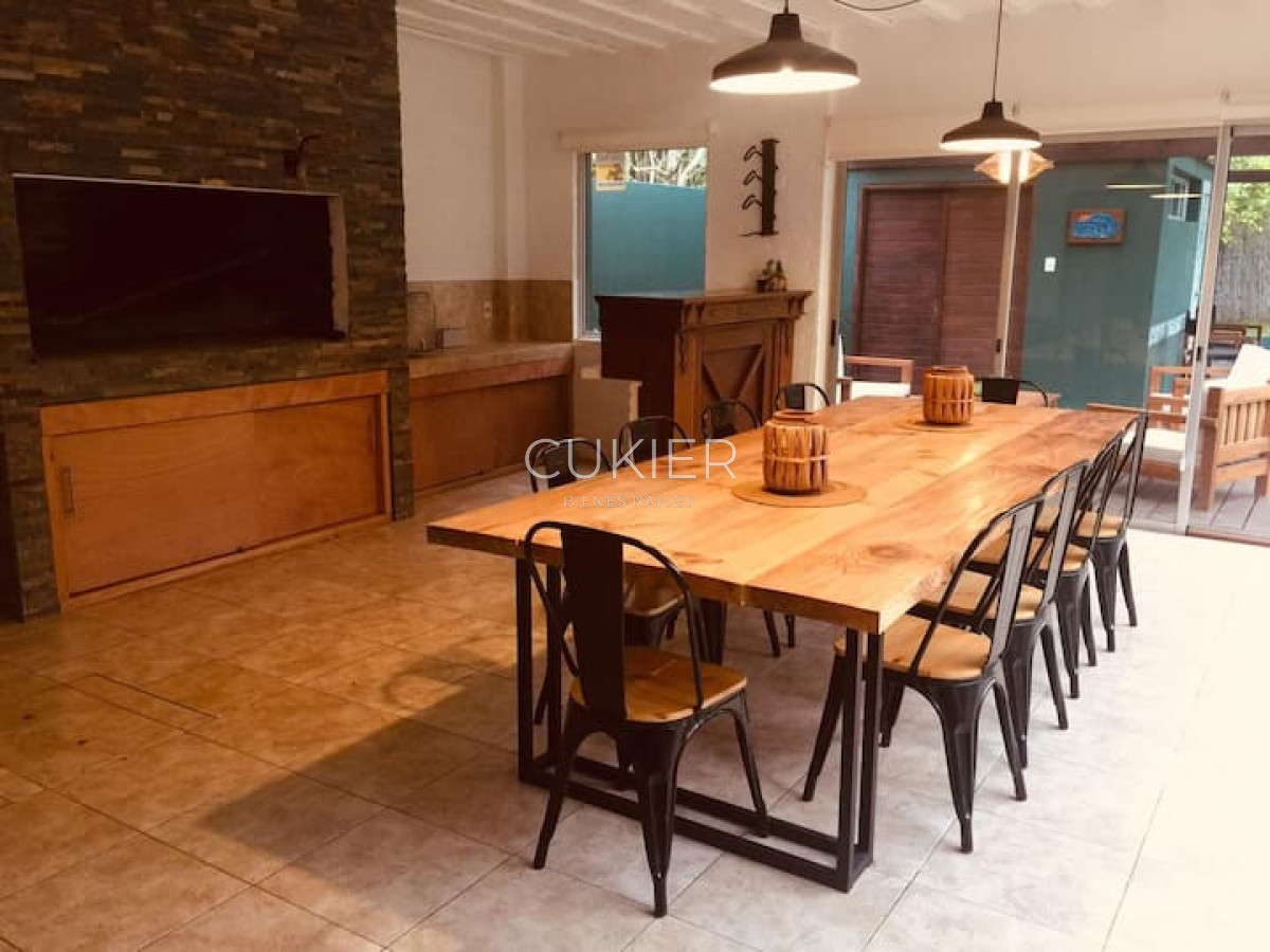 Casa ID.2853 - Alquiler temporada casa en Pinares con piscina climatizada 