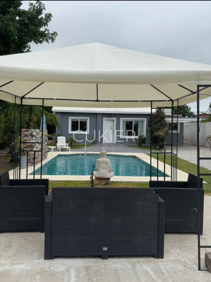 Casa ID.4659 - Venta casa 3 dormitorios con piscina en Pinares Punta del Este