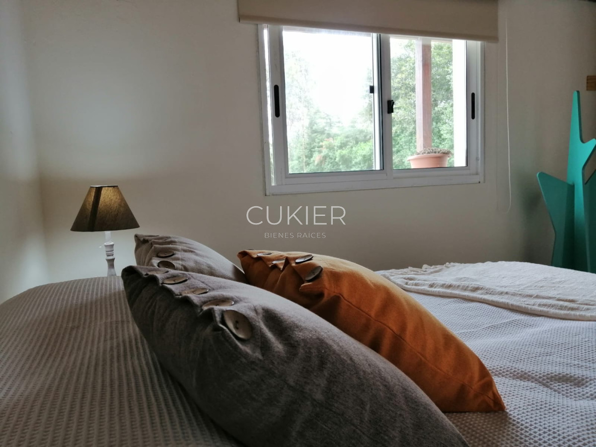 Casa ID.2603 - Alquiler anual casa 3 dormitorios en barrio privado La Residence