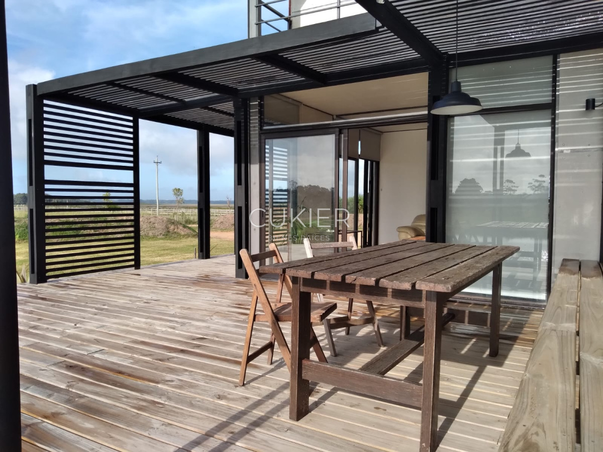 Casa ID.2492 - Casa en Alquiler en La Barra de Maldonado