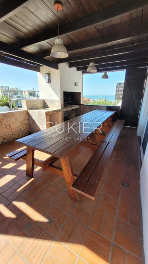 Casa ID.5279 - Venta y alquiler anual de casa 3 dormiotorios con vista al mar en La Barra Punta del Este 
