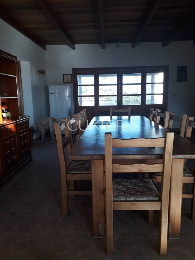 Casa ID.2458 - Alquiler temporada casa de 3 dormitorios a metros de playa mansa 