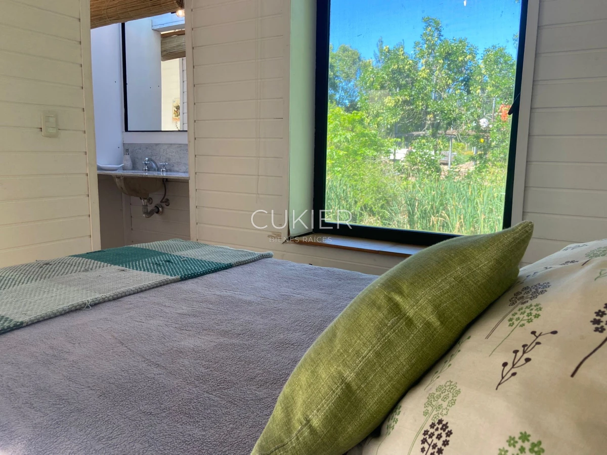 Casa ID.4313 - SE ALQUILA CASA EN EL TESORO DE 3 DORMITORIOS, 3 BAÑOS RODEADA DE VERDES