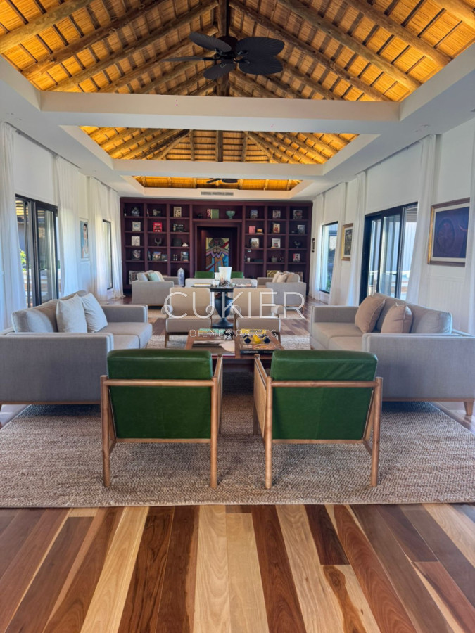 Casa ID.5215 - Venta y Alquiler TEMPORAL de espectacular casa 5 dormitorios a estrenar en barrio privado Puerto Quetzal en la Barra Punta del este 