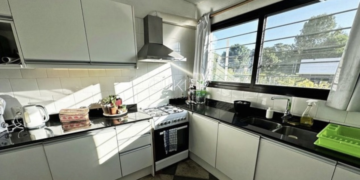 Casa ID.1840 - Venta de casa 3 dormitorios en Parque Burnett