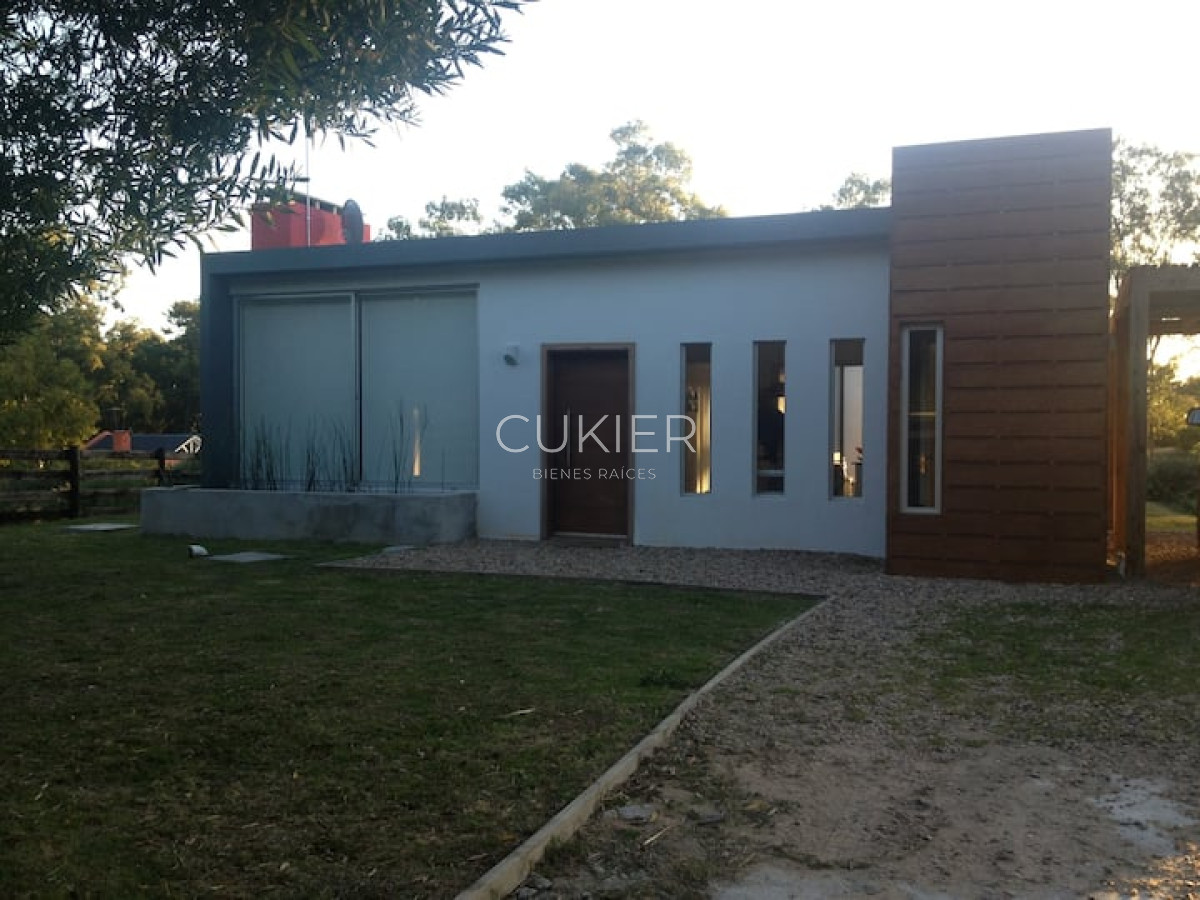 Casa ID.2398 - CASA  ALQUILER DE TEMPORADA 3 DORMITORIOS CON PISCINA EN MONTOYA - LA BARRA