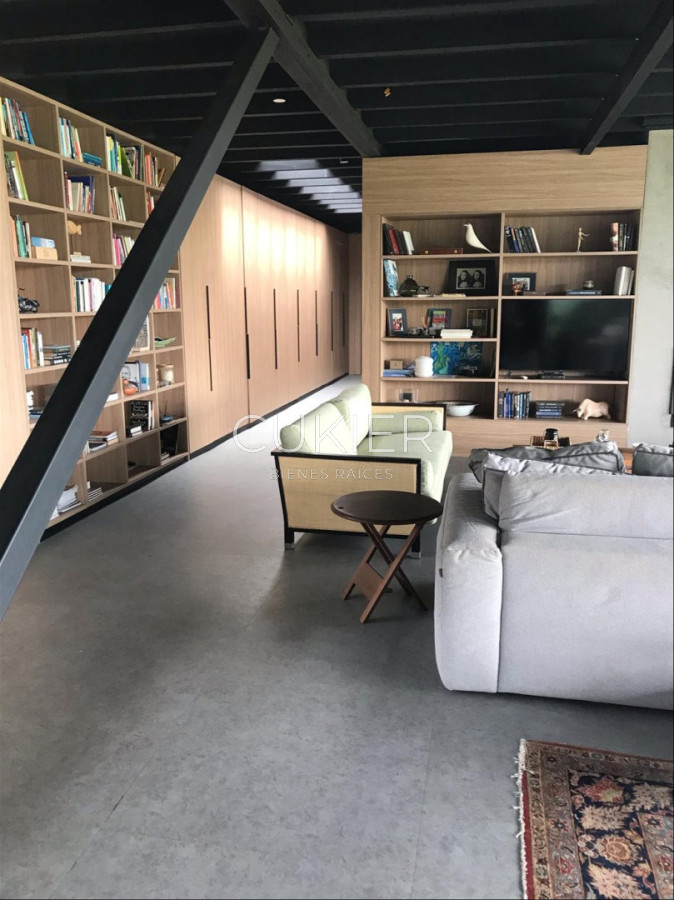 Casa ID.5411 - Venta de casa 3 dormitorios y dependencia en barrio privado Pueblo Mio