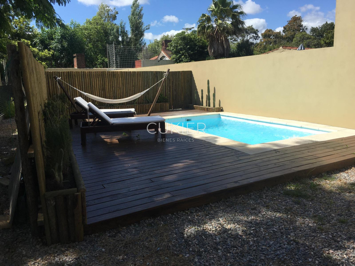 Casa ID.5039 - Alquiler temporada casa 3 dormitorios con Piscina y vista al Mar en Pinares