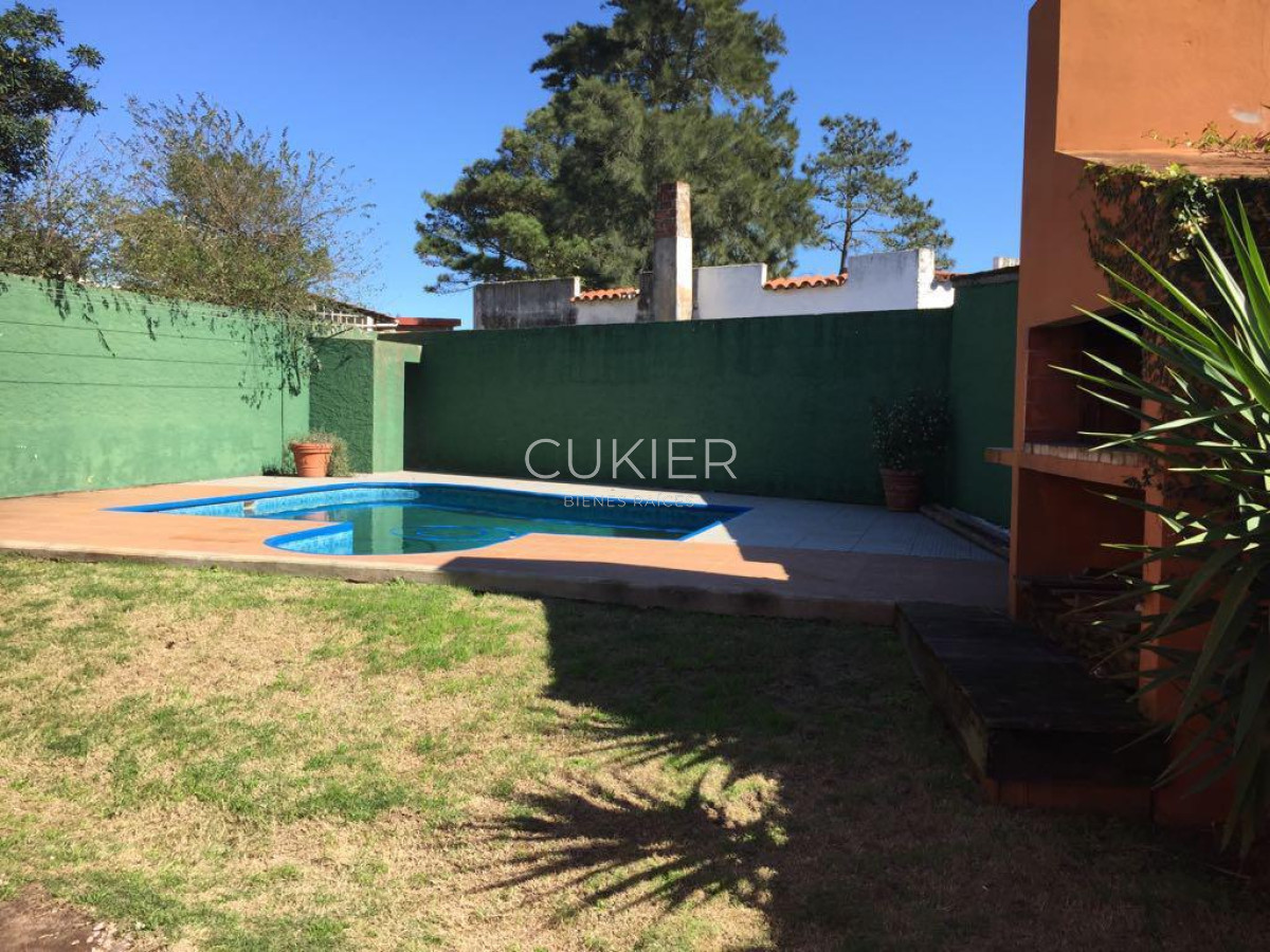 Casa ID.1870 - Alquiler anual de casa 3 dormitorios en las delicias Punta del Este