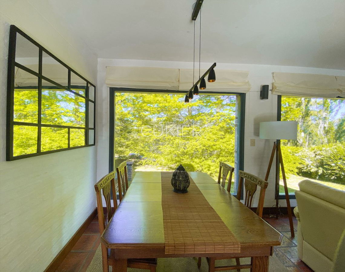 Casa ID.3546 - Venta y alquiler temporada de hermosa casa de 4 dormitorios con Pisicna en Golf 