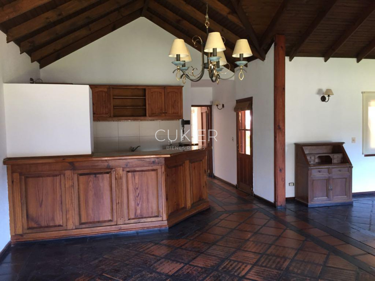 Casa ID.1870 - Alquiler anual de casa 3 dormitorios en las delicias Punta del Este