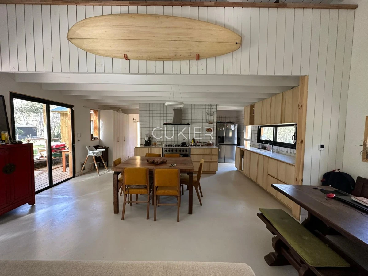 Casa ID.2867 - Alquiler anual casa 3 Dormitorios con piscina en Barra verde