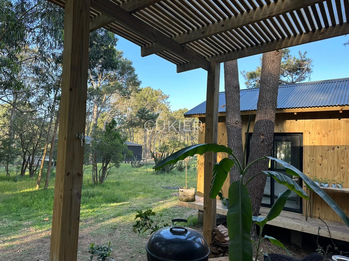 Casa ID.2867 - Alquiler anual casa 3 Dormitorios con piscina en Barra verde