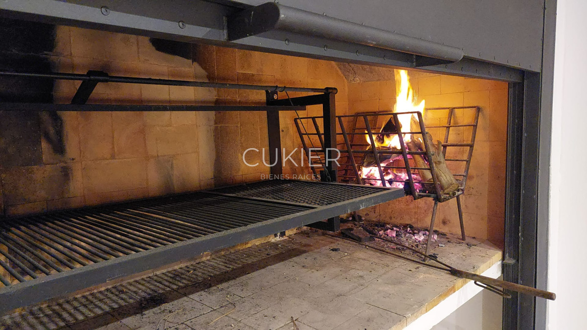 Casa ID.2603 - Alquiler anual casa 3 dormitorios en barrio privado La Residence