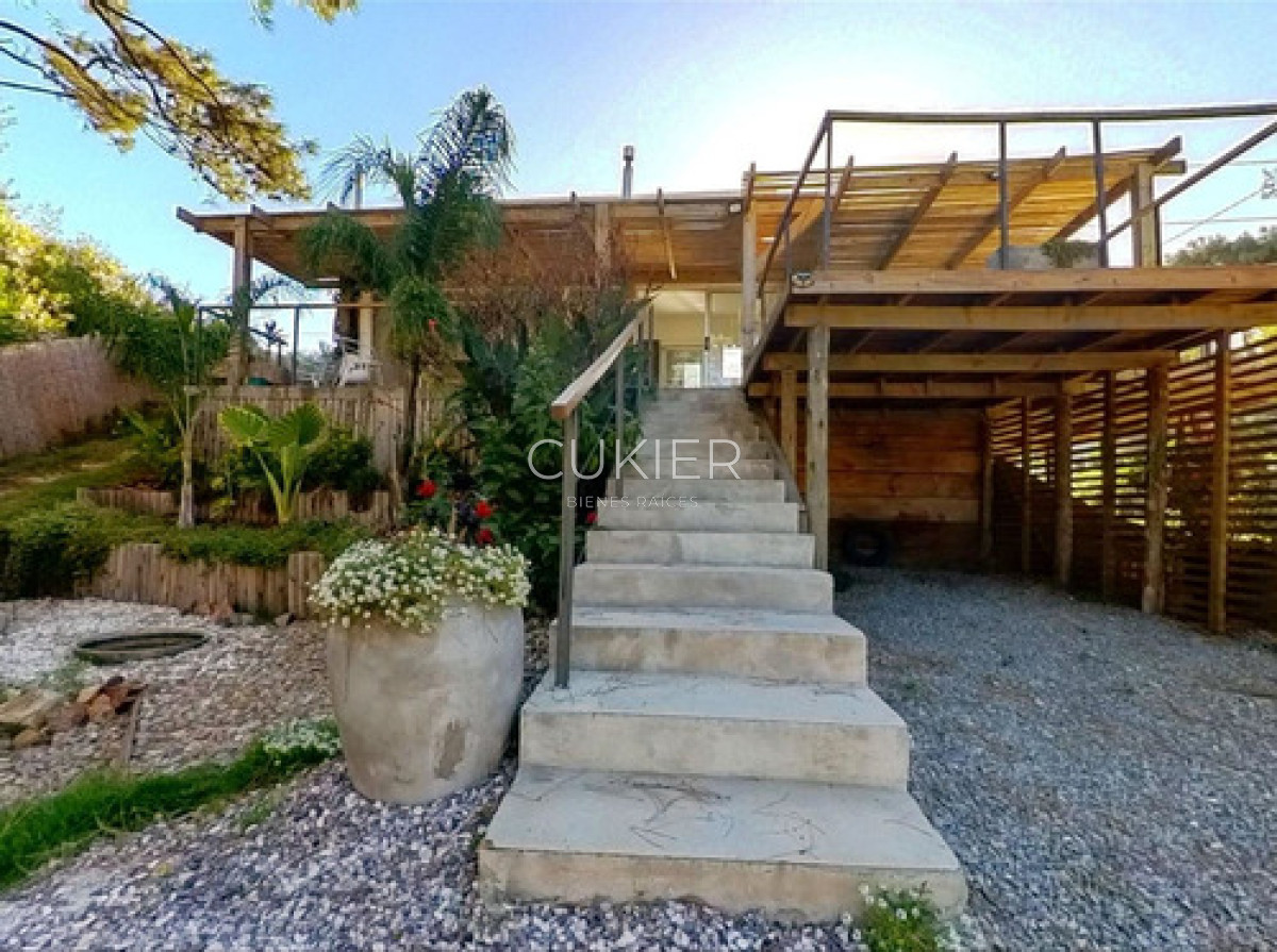 Casa ID.4626 - Venta Casa 3 Dormitorios Chihuahua Punta Del Este