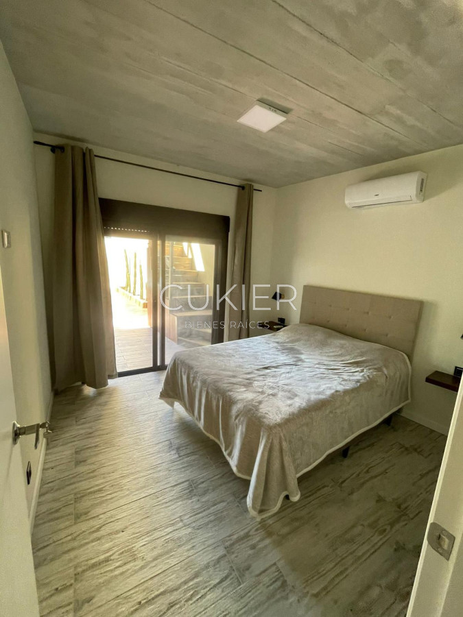 Casa ID.5039 - Alquiler temporada casa 3 dormitorios con Piscina y vista al Mar en Pinares