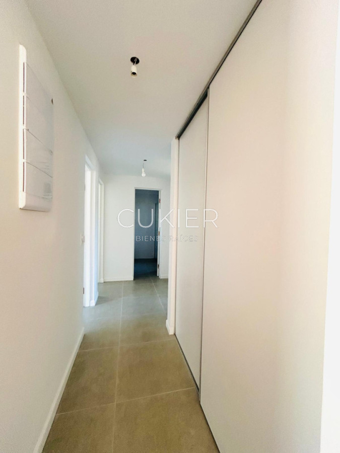 Casa ID.5374 - SE VENDE EN EXCLUSIVIDAD CASA DE TRES DORMITORIOS, DOS BAÑOS.