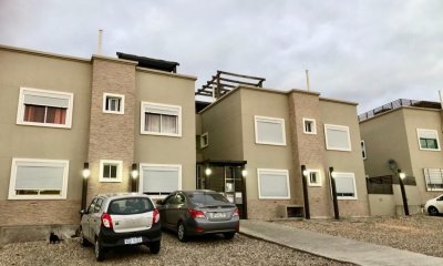 Apartamento de dos dormitorios , un baño en venta. Casa Morada Aguilar.