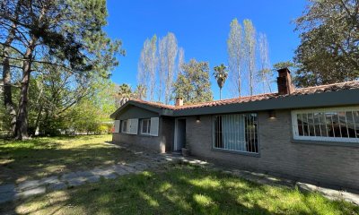 VENTA SOLIDA CASA EN CANTEGRIL 3 DORMITORIOS + DEPENDENCIA