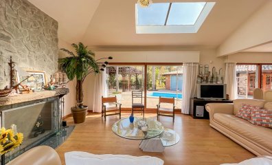 VENDO CASA 6 DORMITORIOS SOLANAS PUNTA DEL ESTE PISCINA