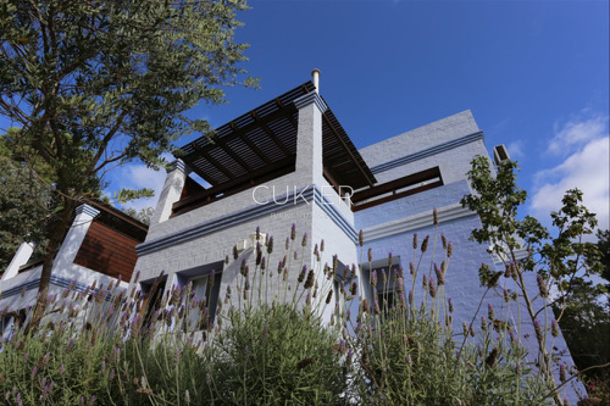 Local Comercial ID.4636 - Venta Complejo Turístico - Hotel En La Pedrera Uruguay