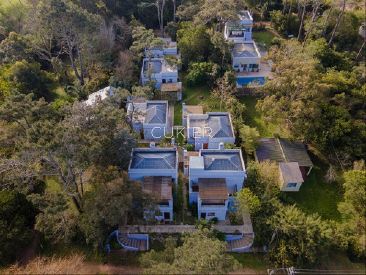 Local Comercial ID.4636 - Venta Complejo Turístico - Hotel En La Pedrera Uruguay