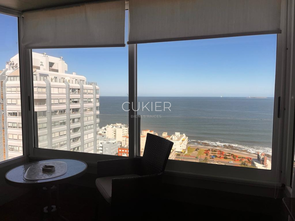 Apartamento ID.3527 - VENTA APARTAMENTO EN PENINSULA 3 DORMITORIOS 