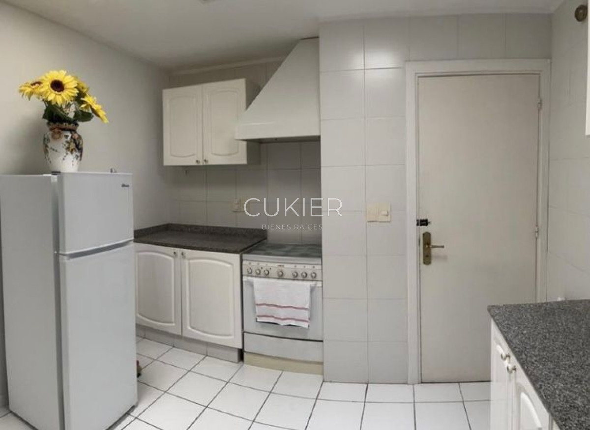 Apartamento ID.1370 - Alquiler anual de apartamento 2 dormitorios en península Punta del Este