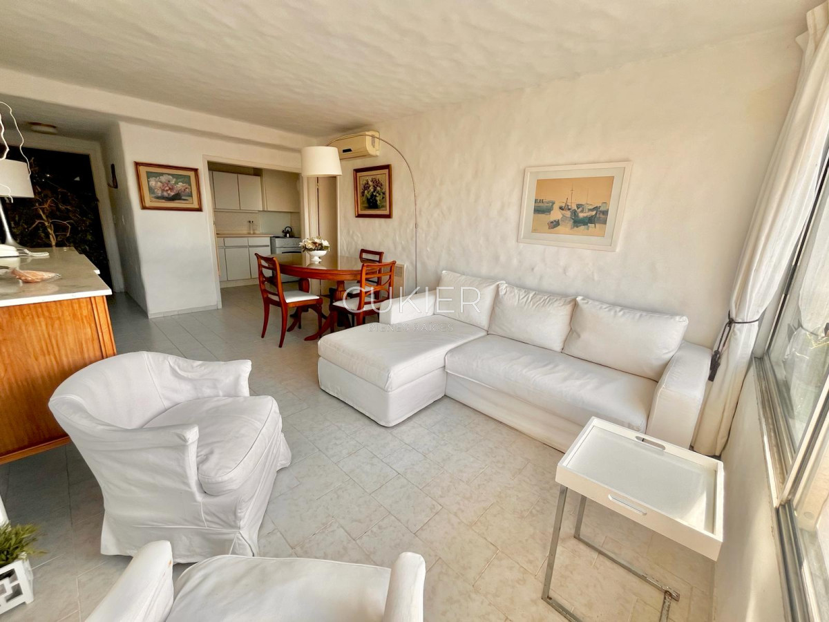 Apartamento ID.3819 - OPORTUNIDAD  Punta Del Este 2 dormitorios y 2 baños, Peninsula. 