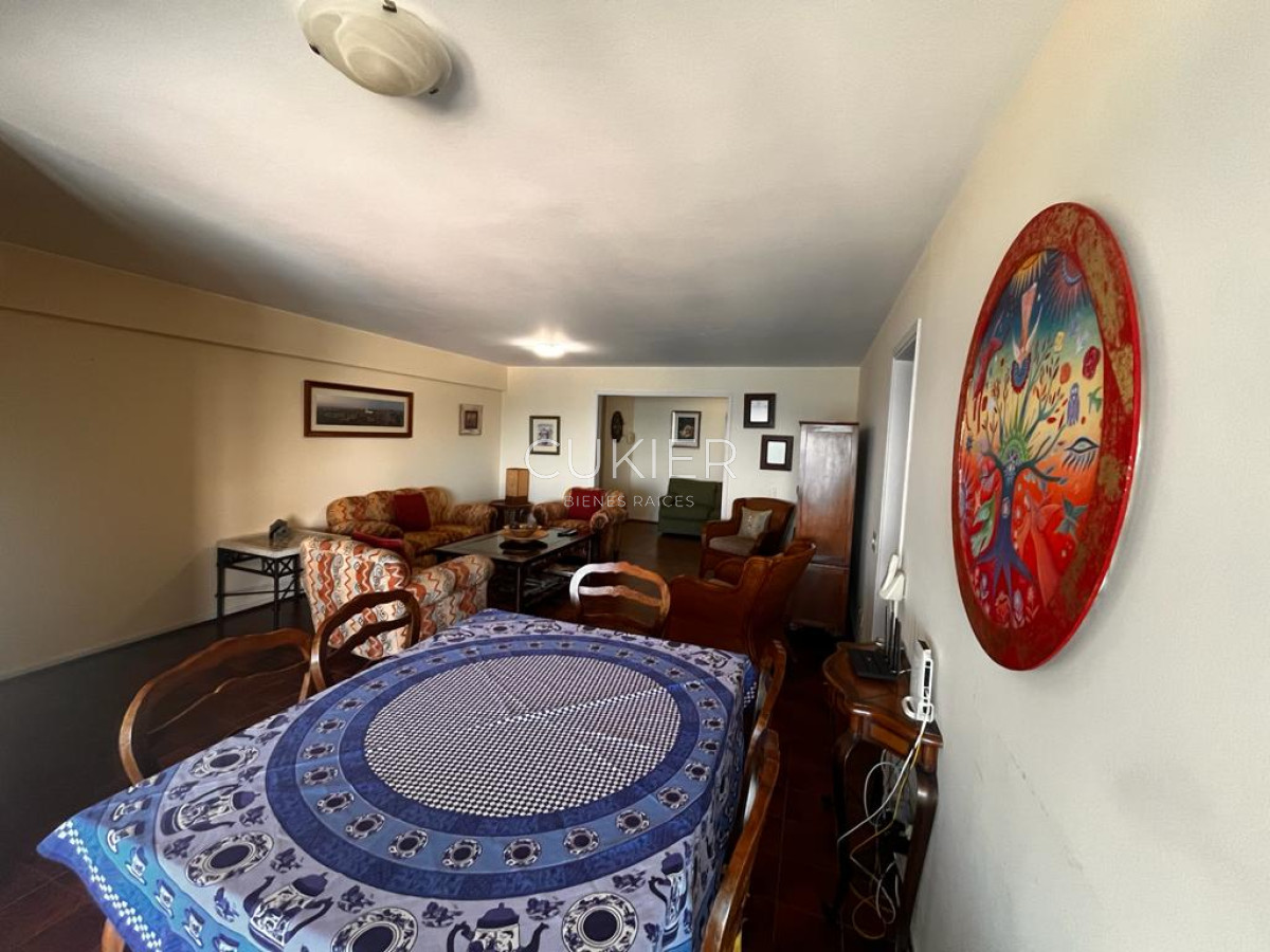 Apartamento ID.3527 - VENTA APARTAMENTO EN PENINSULA 3 DORMITORIOS 