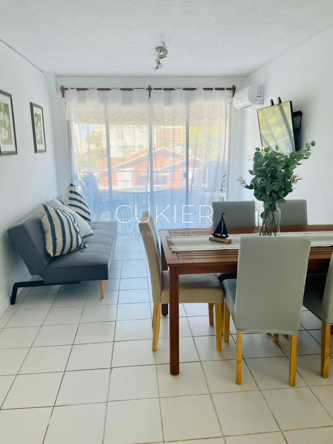 Apartamento ID.1370 - Alquiler anual de apartamento 2 dormitorios en península Punta del Este