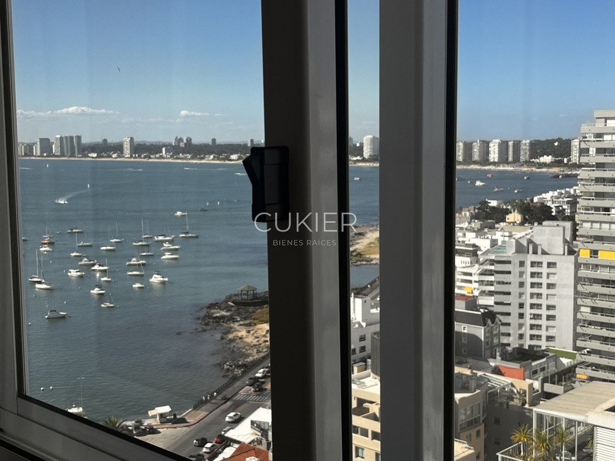 Apartamento ID.3527 - VENTA APARTAMENTO EN PENINSULA 3 DORMITORIOS 