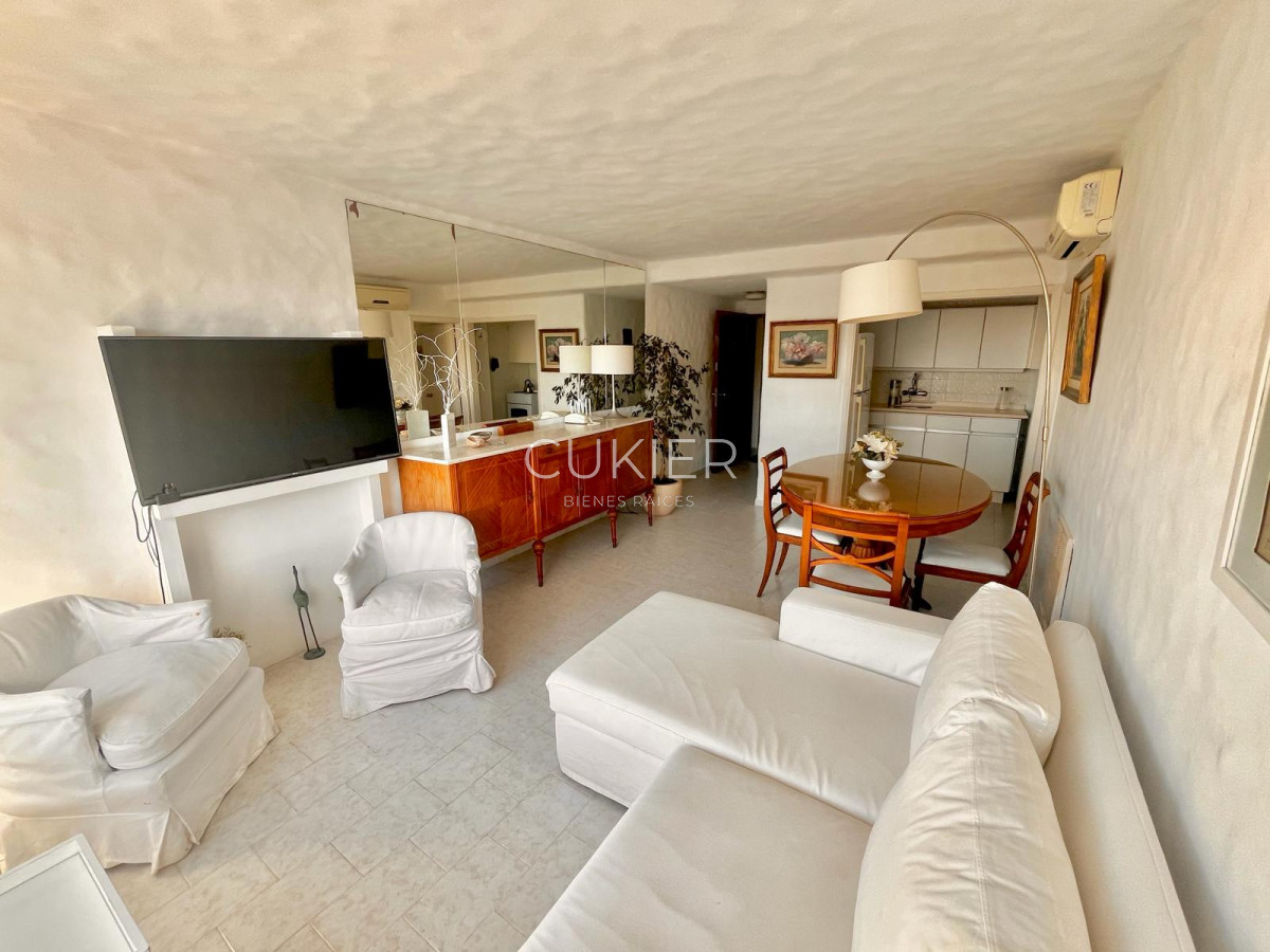 Apartamento ID.3819 - OPORTUNIDAD  Punta Del Este 2 dormitorios y 2 baños, Peninsula. 