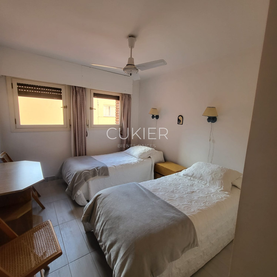 Apartamento ID.3573 - VENTA CON EXCELENTE VISTA EN PENINSULA DEPTO DE 3 DORMITORIOS