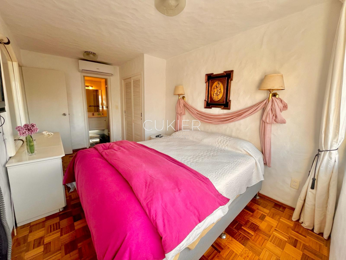 Apartamento ID.3819 - OPORTUNIDAD  Punta Del Este 2 dormitorios y 2 baños, Peninsula. 