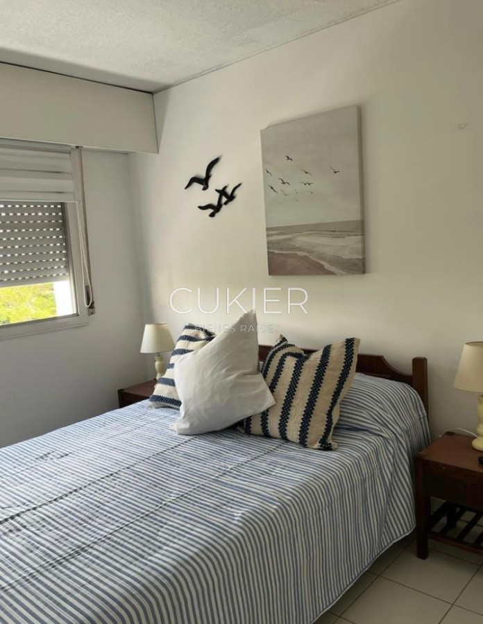 Apartamento ID.1370 - Alquiler anual de apartamento 2 dormitorios en península Punta del Este