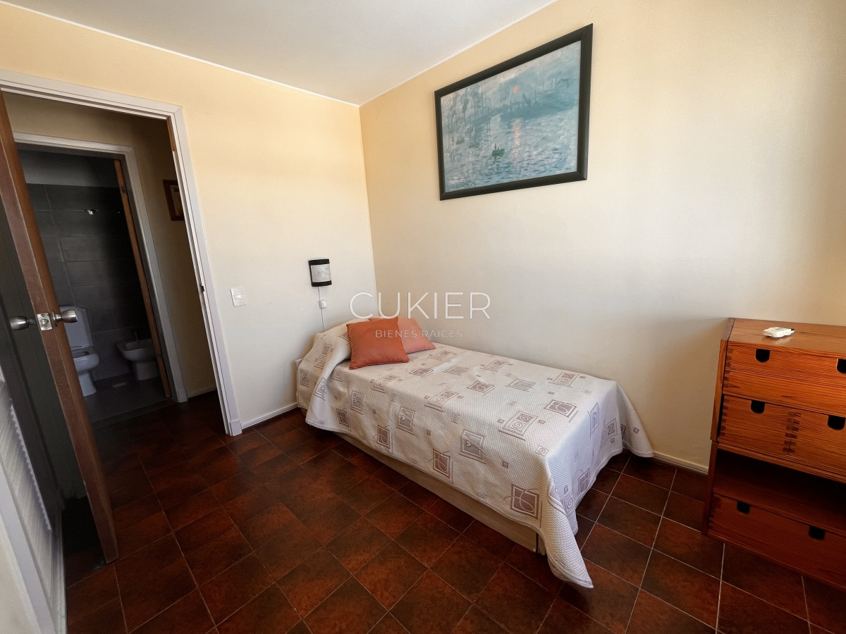 Apartamento ID.3527 - VENTA APARTAMENTO EN PENINSULA 3 DORMITORIOS 