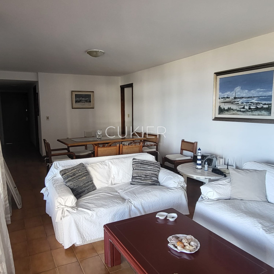 Apartamento ID.3573 - VENTA CON EXCELENTE VISTA EN PENINSULA DEPTO DE 3 DORMITORIOS