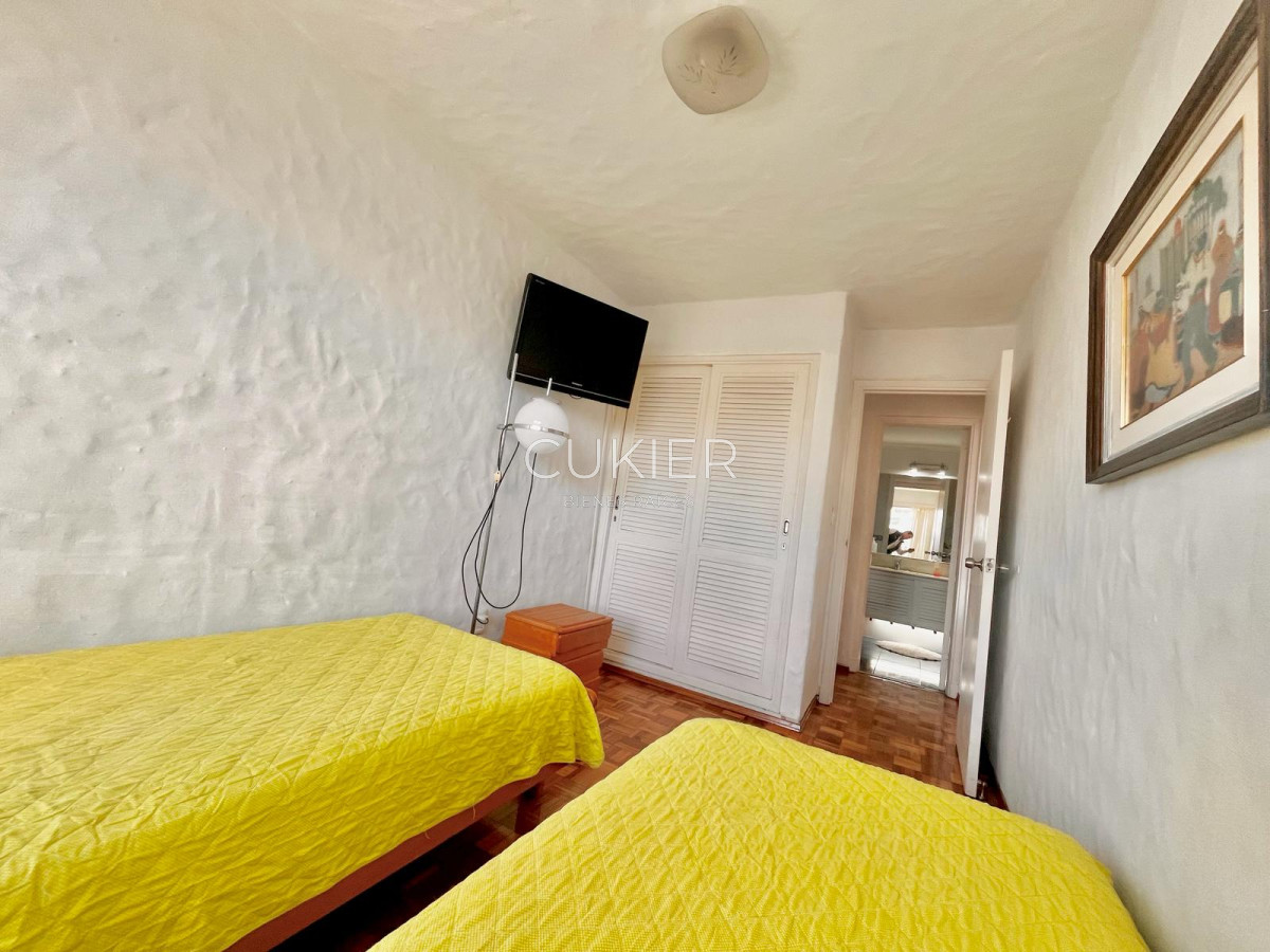 Apartamento ID.3819 - OPORTUNIDAD  Punta Del Este 2 dormitorios y 2 baños, Peninsula. 