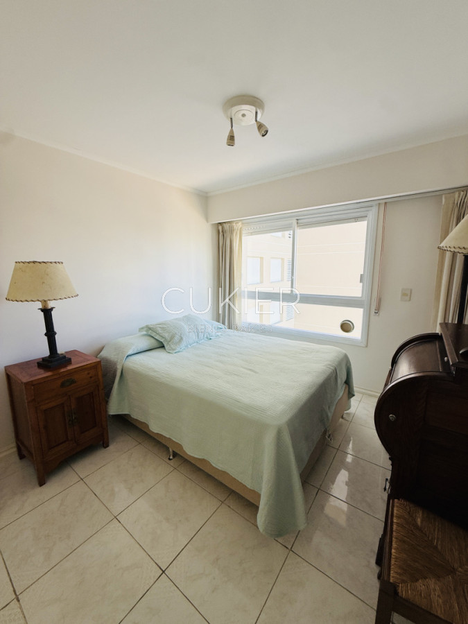 Apartamento ID.5229 - Alquiler anual e invernal de apartamento 3 dormitorios frente al mar full amenities Punta del Este
