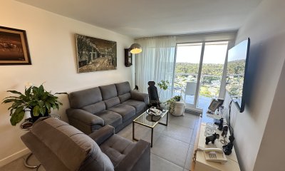 Apartamento en venta de dos dormitorios con garaje en Roosevelt - Ref : EQP7297