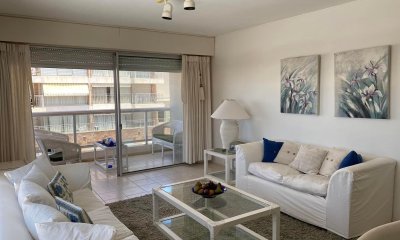 Excelente apartamento en Península con barbacoa cerrada