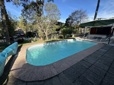 Casa en alquiler con piscina