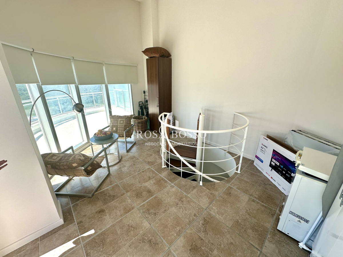 Apartamento ID.9577 - Pent House duplex en torre de categoria con hermosas vistas 