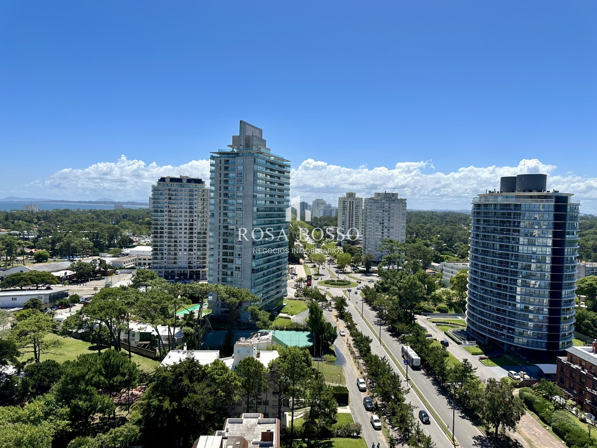 Apartamento ID.9577 - Pent House duplex en torre de categoria con hermosas vistas 
