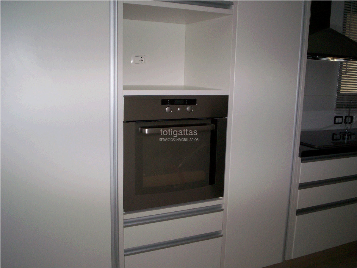 Apartamento ID.1414 - Torre de Primer nivel frente al mar