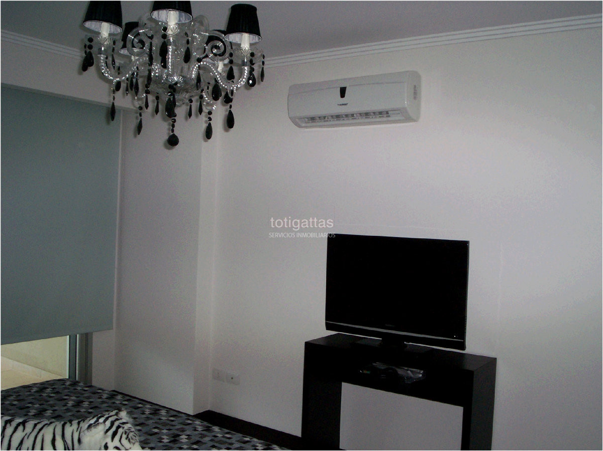 Apartamento ID.1414 - Torre de Primer nivel frente al mar