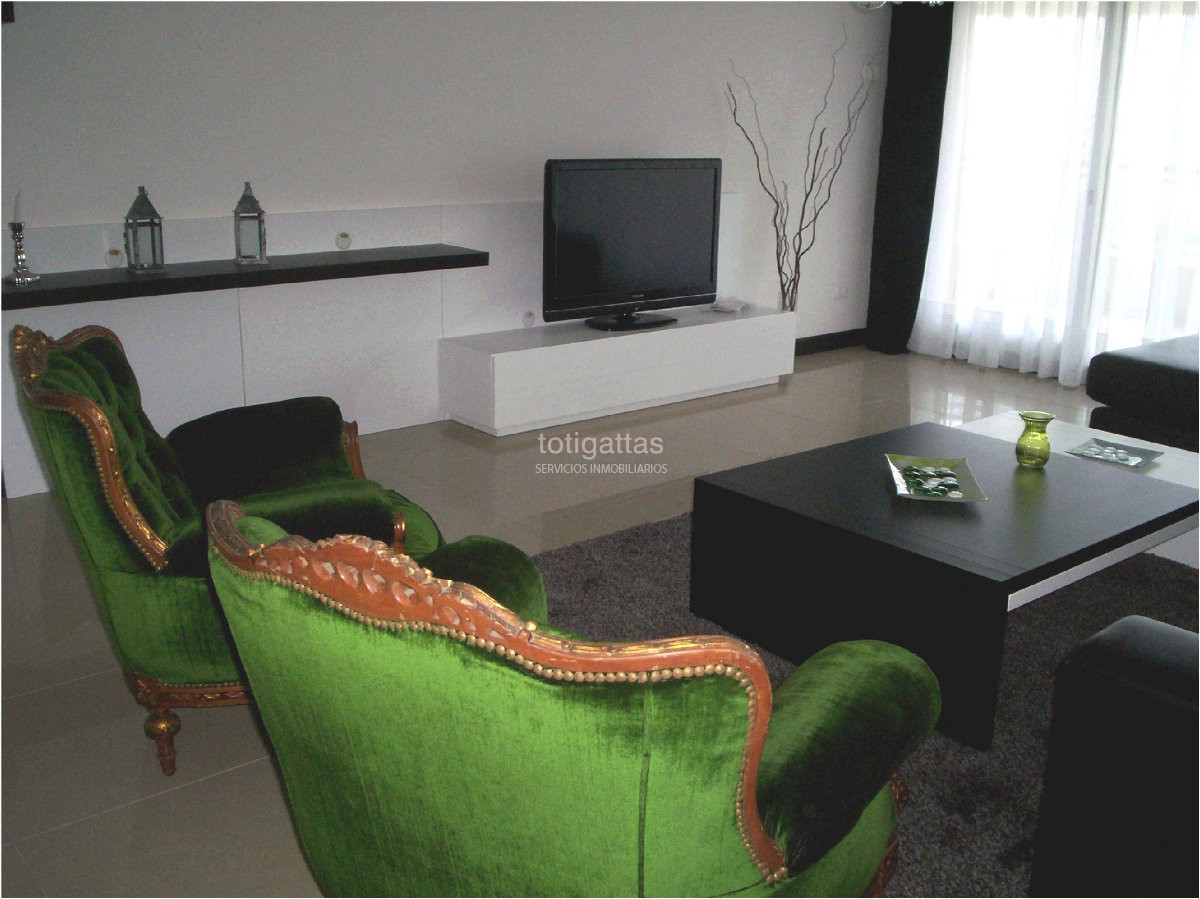 Apartamento ID.1414 - Torre de Primer nivel frente al mar