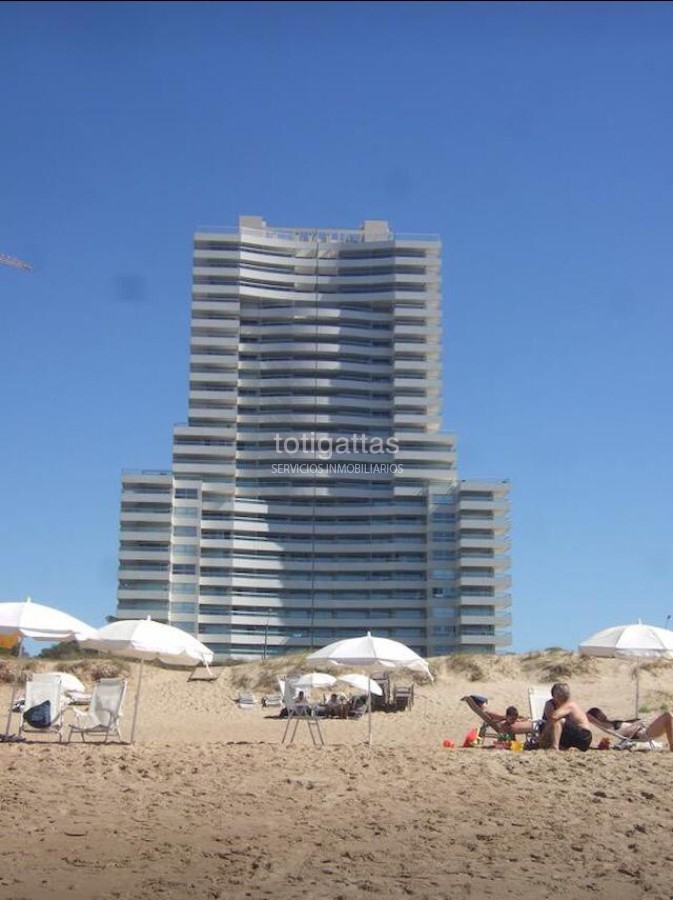 Apartamento ID.1413 - Torre de primer nivel frenta al mar