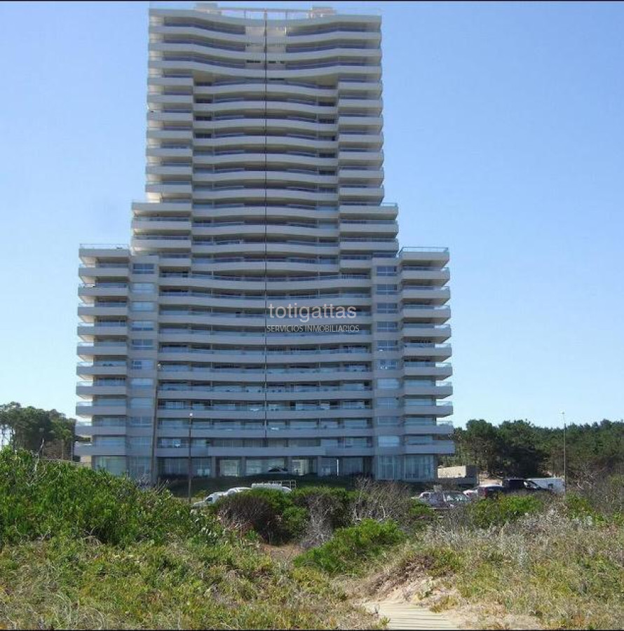 Apartamento ID.1413 - Torre de primer nivel frenta al mar
